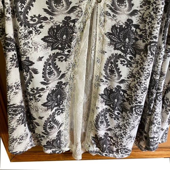 Rewind Long Sleeve Top XL - Picture 9 of 11